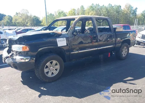 2004 GMC Sierra 1500 Sle z USA, uszkodzony, nr VIN 2GTEK13T841400376